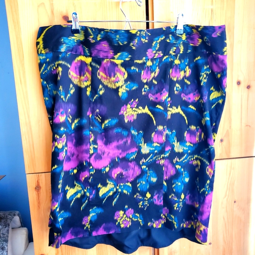 Torrid Black, Purple & Green High Low Cotton Pencil Skirt size 22